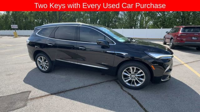 Used 2024 Buick Enclave Avenir w/ Avenir Technology Package image 3