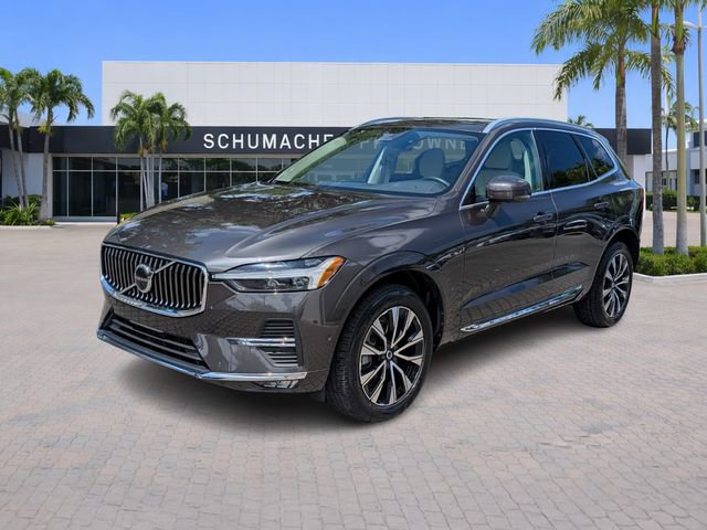 Used 2023 Volvo XC60 B5 Plus w/ Protection Package Premier image 3