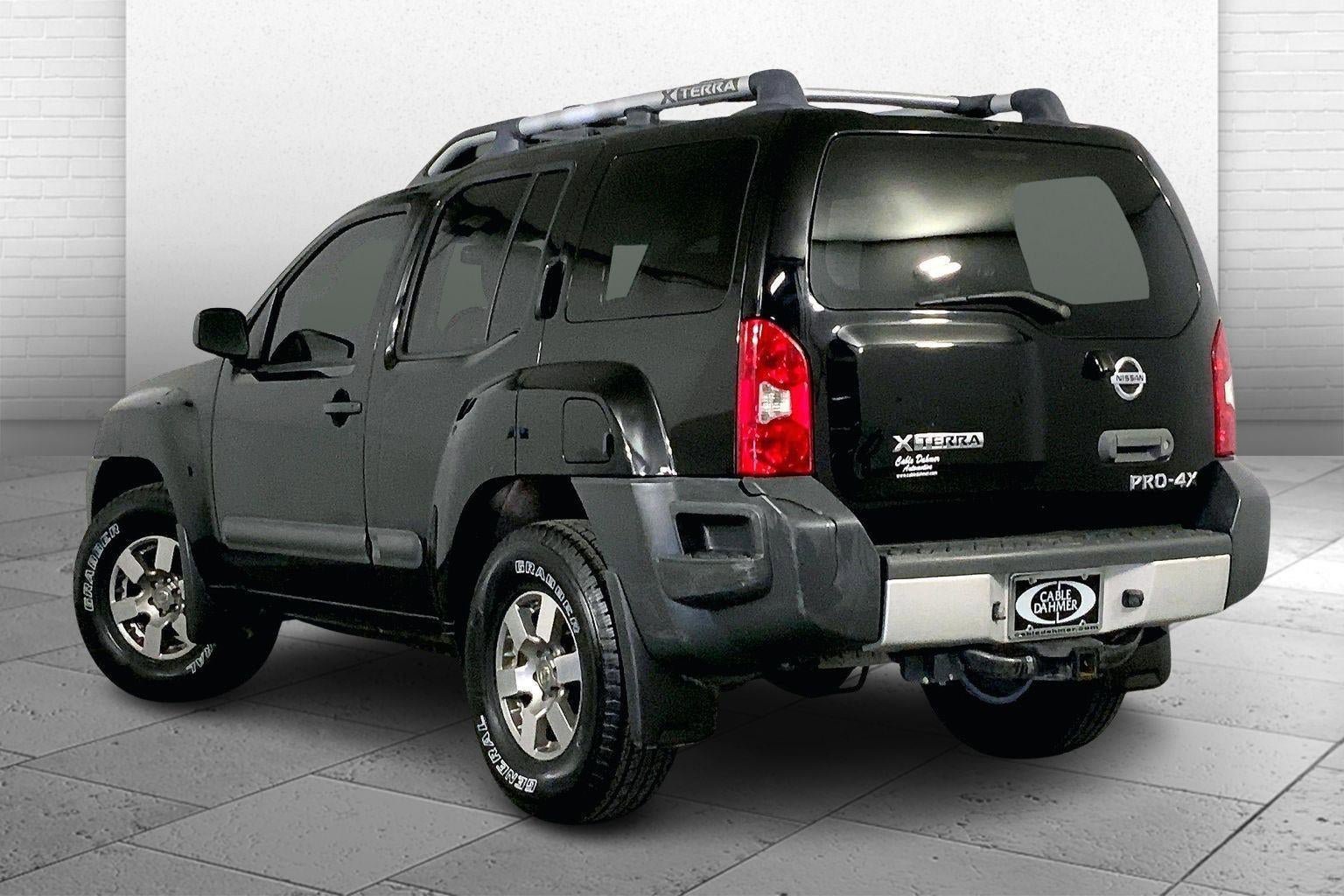 Used 2013 Nissan Xterra PRO-4X w/ Pro-4x Leather Pkg image 11