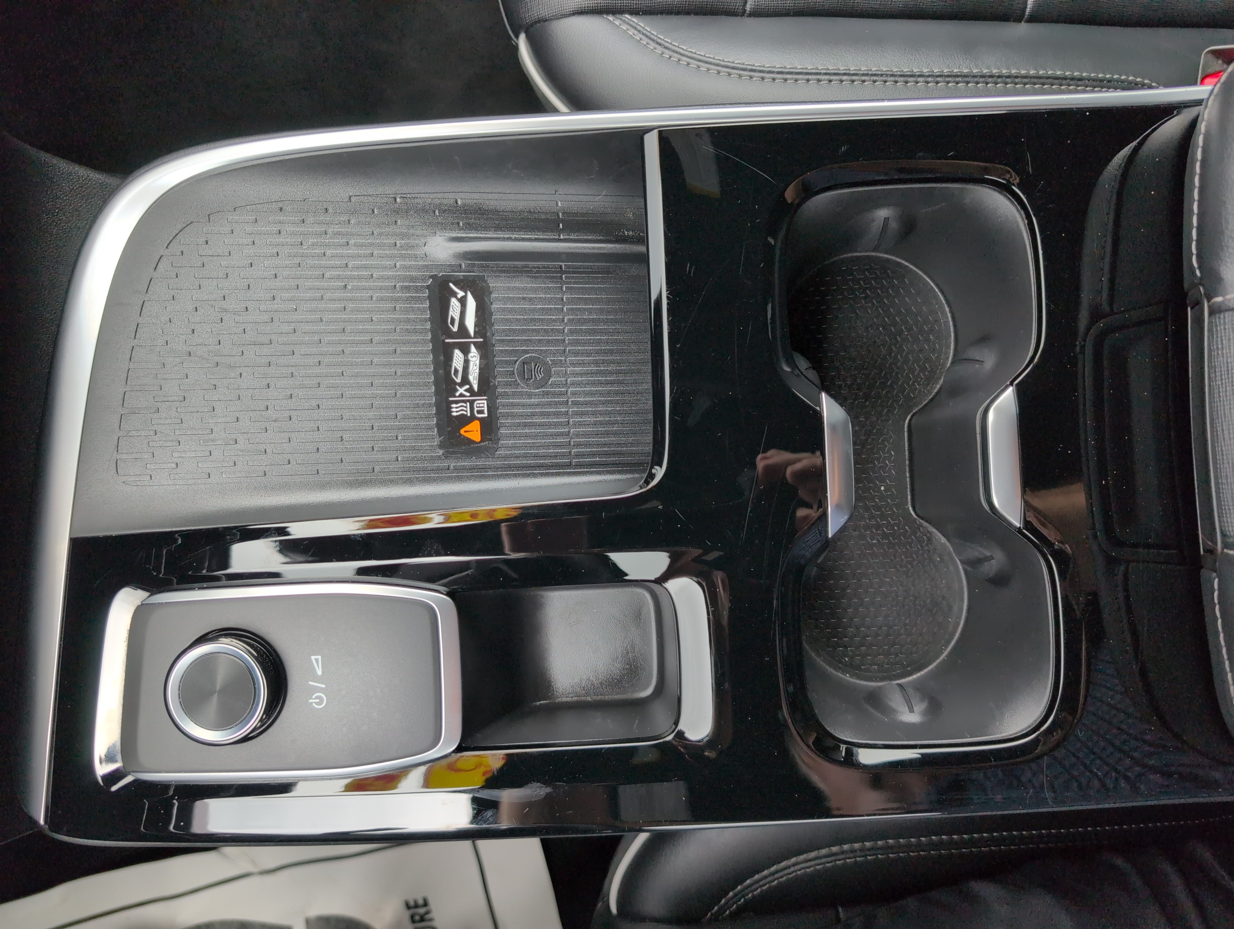 Used 2025 Buick Enclave Preferred FWD image 24