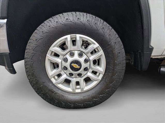 Used 2022 Chevrolet Silverado 2500 LT w/ Convenience Package AWD/4WD image 26