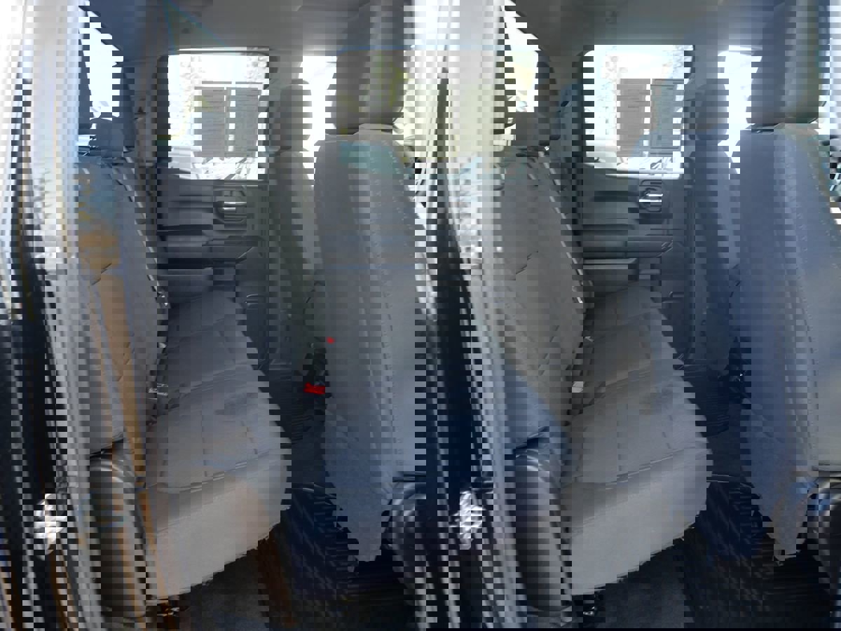 Used 2020 Chevrolet Silverado 1500 Custom w/ Custom Value Package image 21