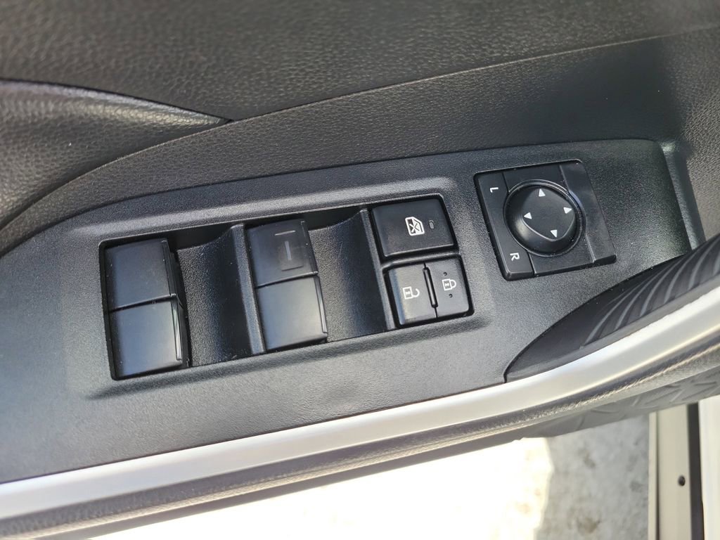 Certified 2024 Toyota RAV4 LE AWD/4WD image 21