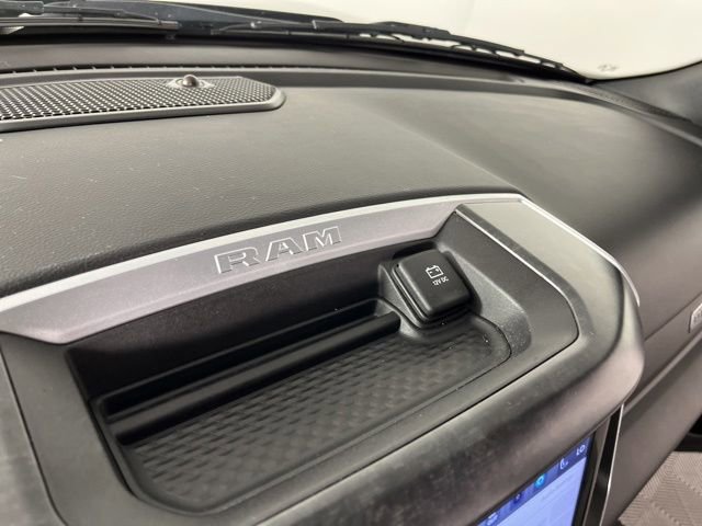 Used 2022 RAM 1500 Big Horn AWD/4WD image 30
