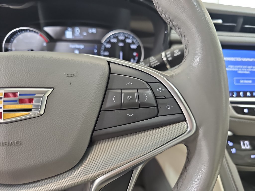 Used 2024 Cadillac XT5 Premium Luxury w/ LPO, Floor Liner Package AWD/4WD image 23