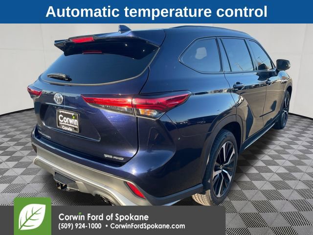 Used 2021 Toyota Highlander XSE image 18