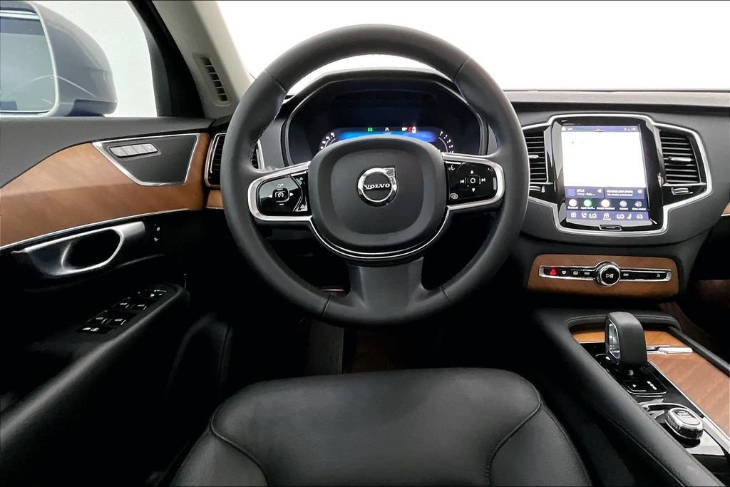 Certified 2024 Volvo XC90 B6 Plus AWD/4WD image 6