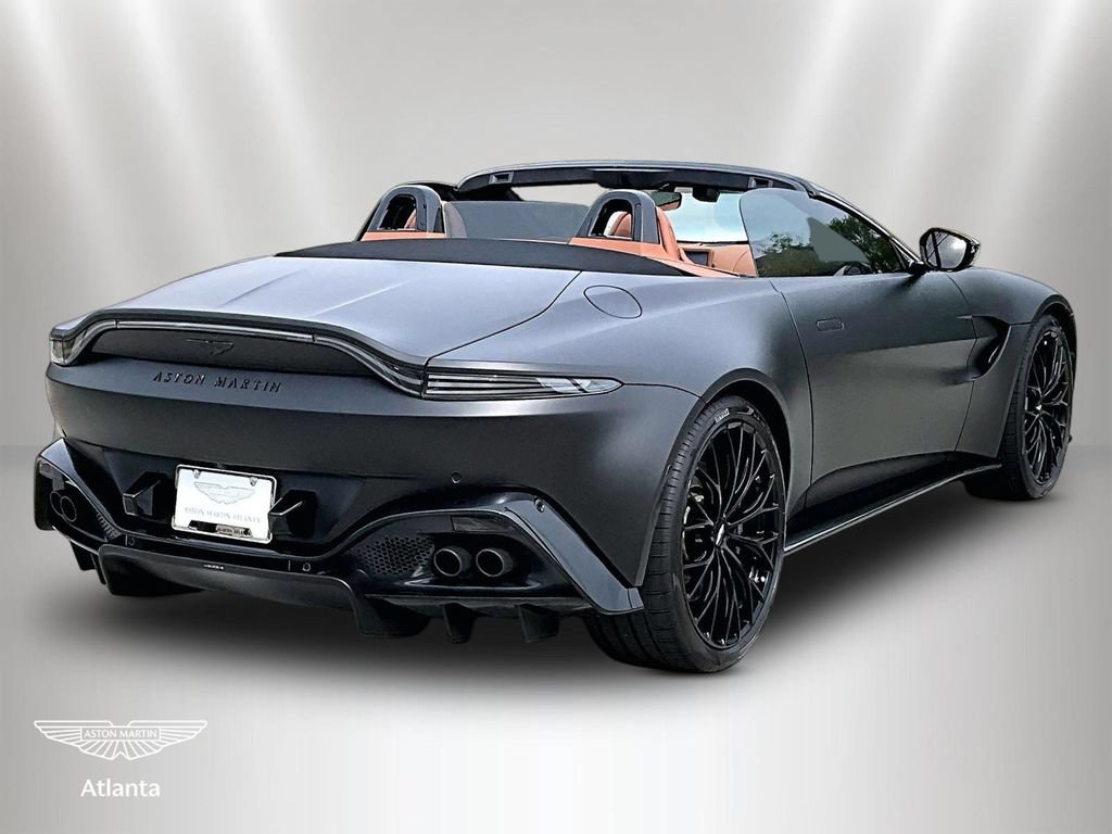 Used 2023 Aston Martin V8 Vantage Roadster RWD image 11
