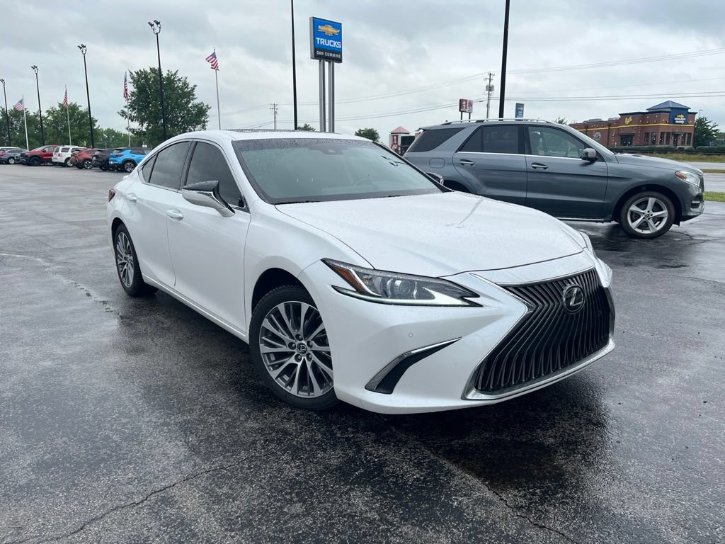 Used 2020 Lexus ES 350 w/ Premium Package FWD image 2