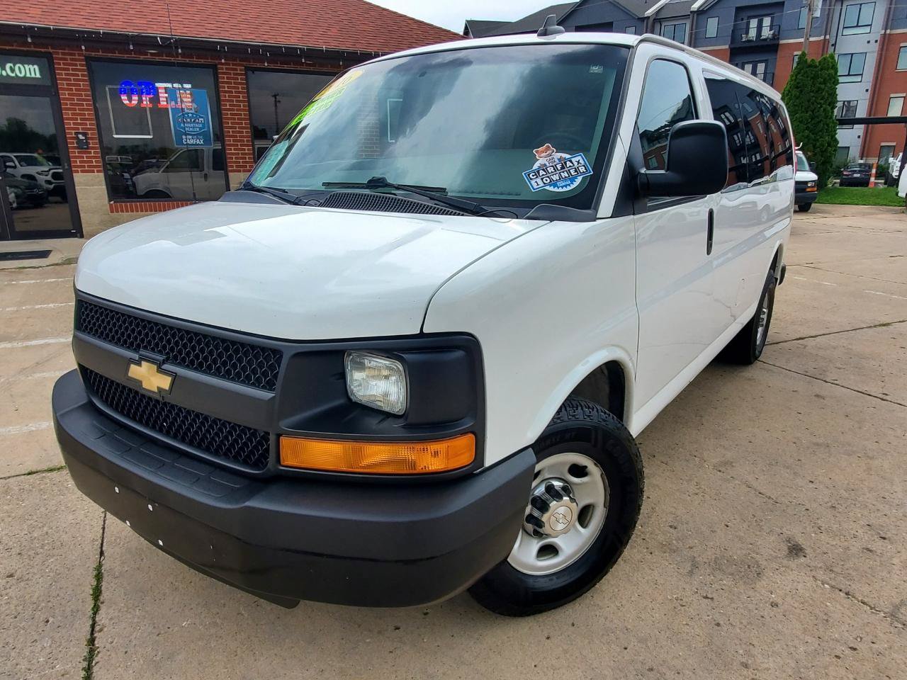 Used 2016 Chevrolet Express 2500 w/ Preferred Equipment Group RWD image 3