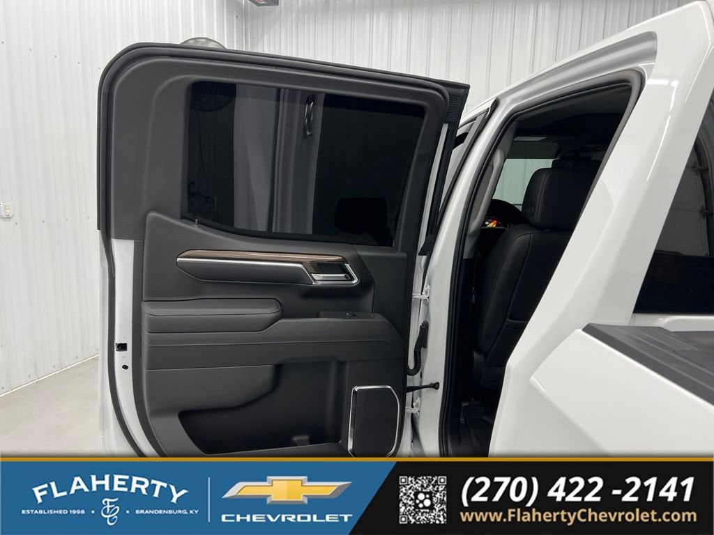 Used 2025 Chevrolet Silverado 1500 RST w/ RST All Star Premium Package AWD/4WD image 10