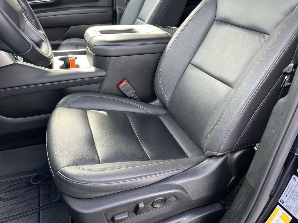 Certified 2024 Chevrolet Tahoe Z71 w/ Luxury Package image 19