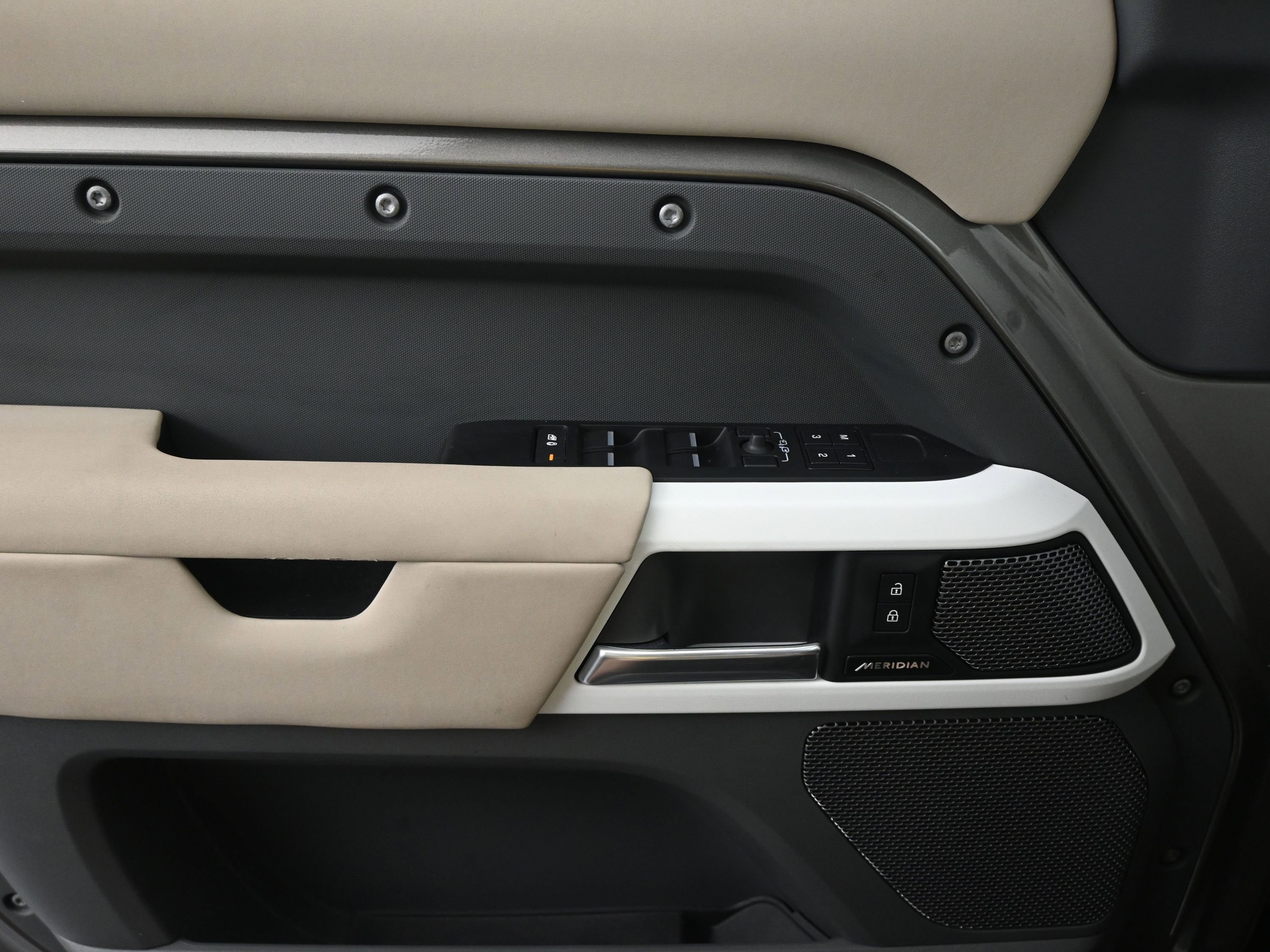 Certified 2023 Land Rover Defender 110 S image 11