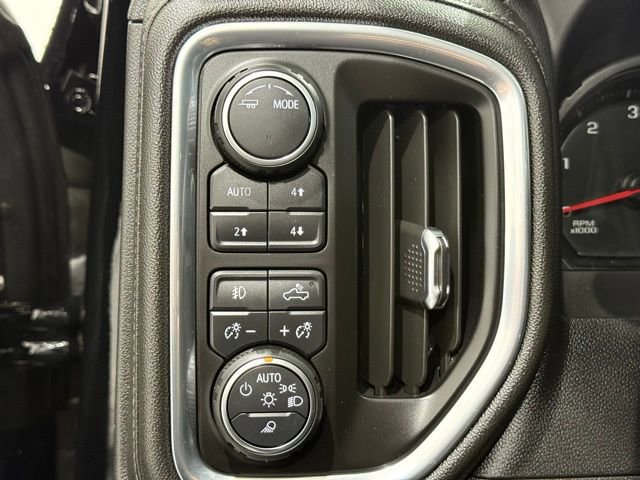 Used 2023 Chevrolet Silverado 3500 LTZ w/ LTZ Convenience Package image 33