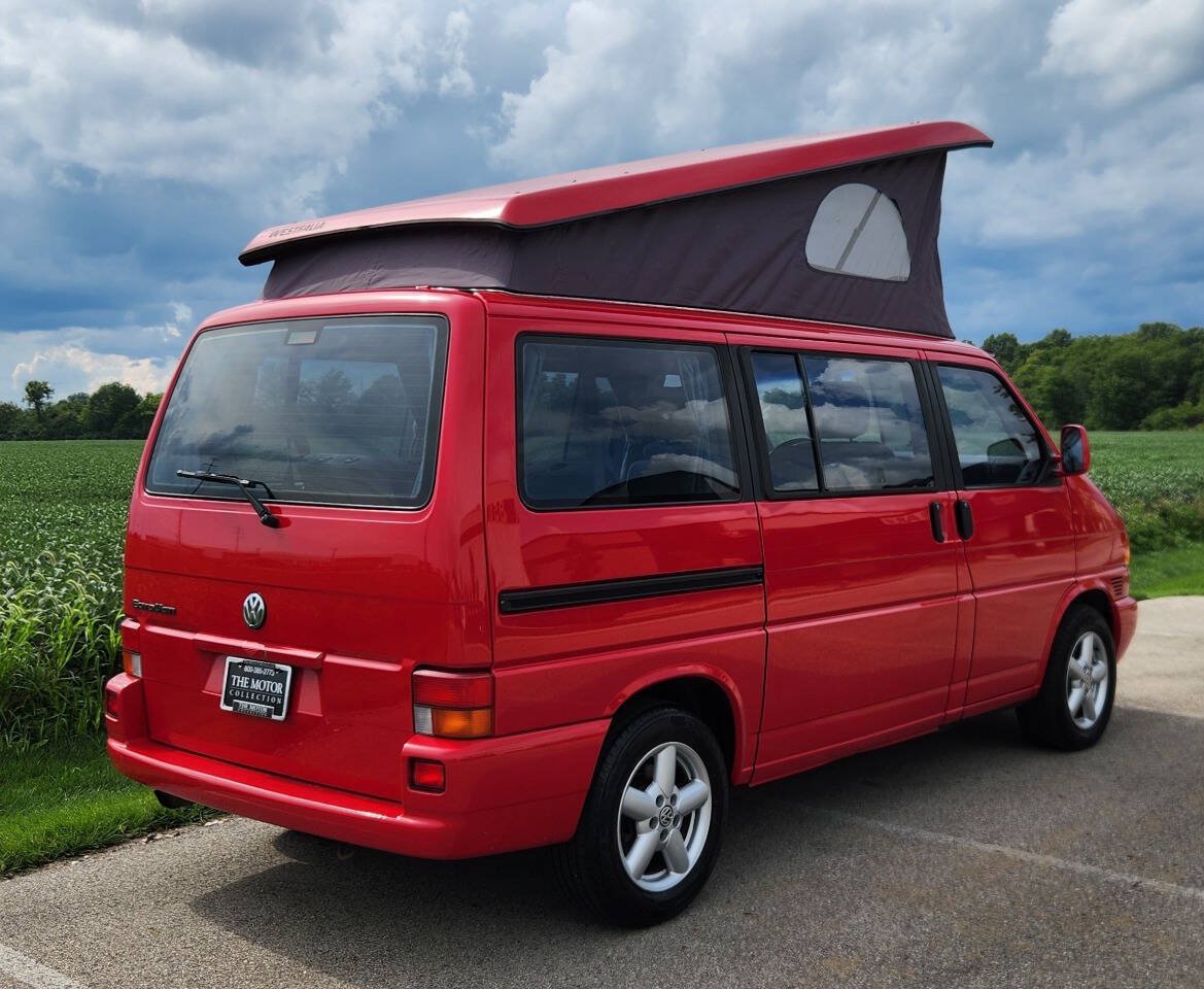 Used 2002 Volkswagen Eurovan MV FWD image 3