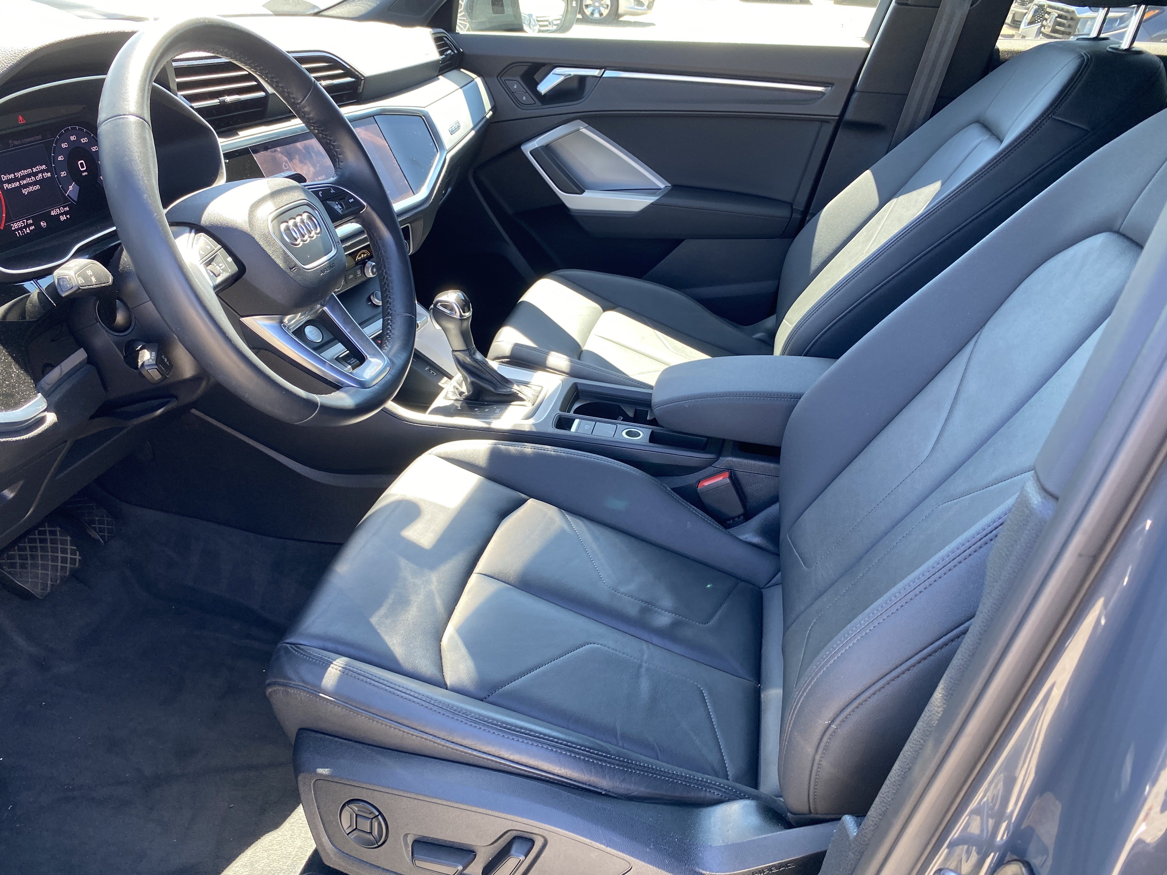 Used 2020 Audi Q3 2.0T Premium AWD/4WD image 15