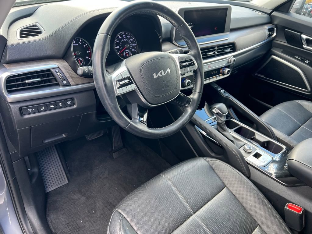 Used 2022 Kia Telluride EX w/ EX Premium Package image 22