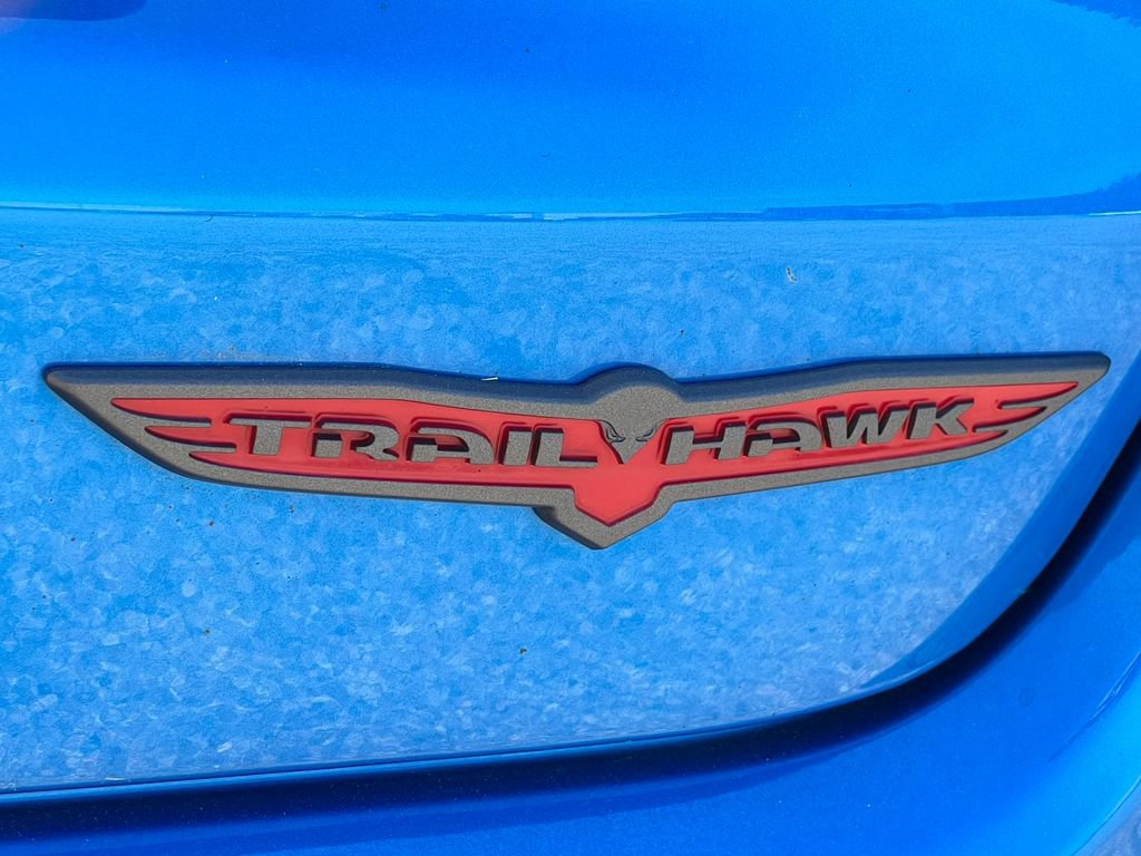 Used 2022 Jeep Compass Trailhawk w/ Trailhawk Elite Group AWD/4WD video 2