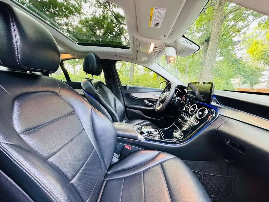 Used 2016 Mercedes-Benz C 300 4MATIC Sedan image 11