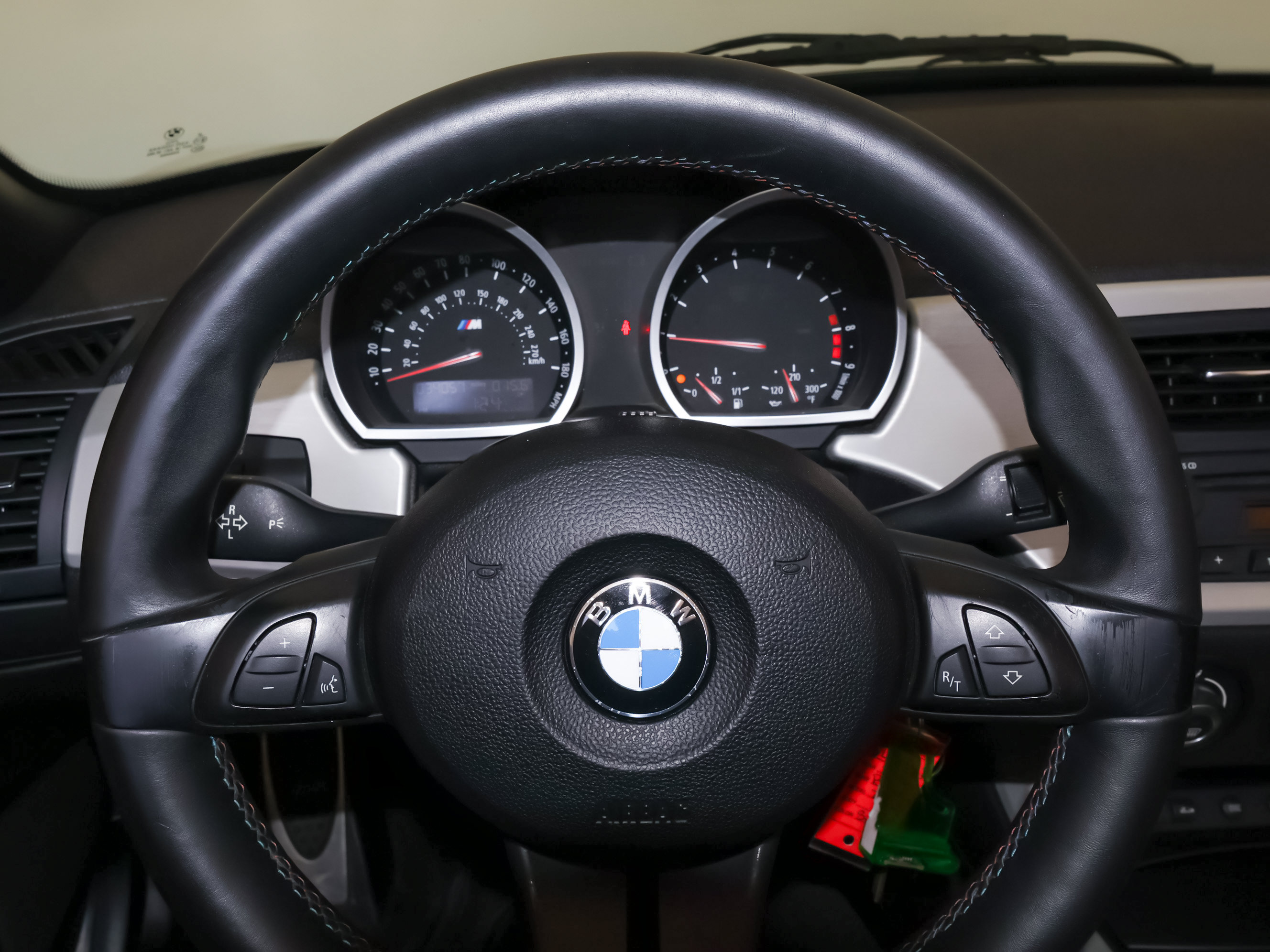 Used 2006 BMW M Roadster RWD image 26