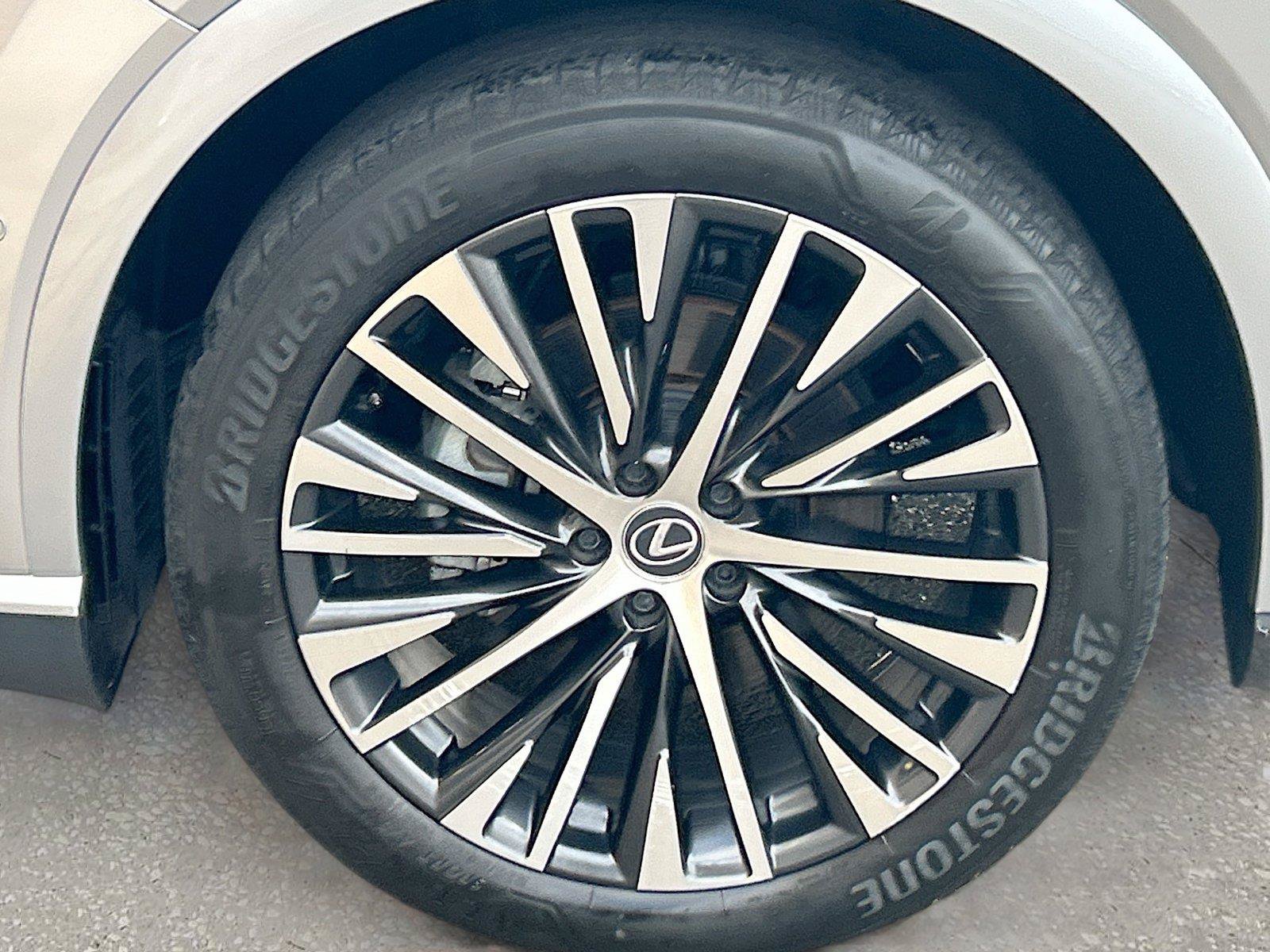 Used 2024 Lexus RX 350 Premium Plus w/ Convenience Package FWD image 42