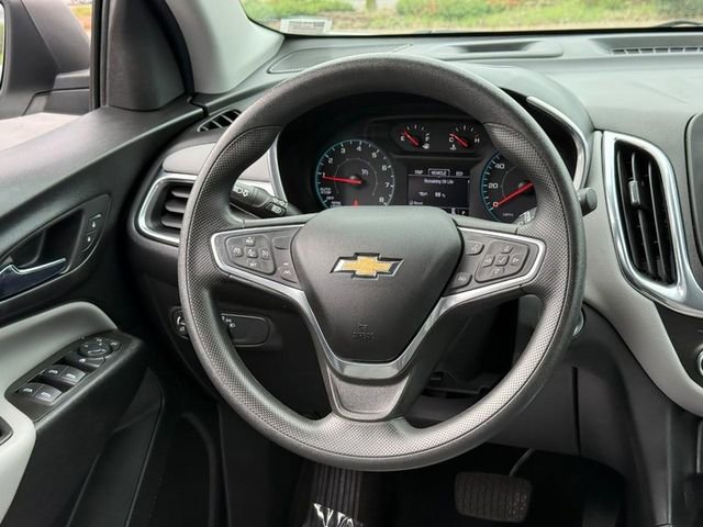 Used 2022 Chevrolet Equinox LS image 12