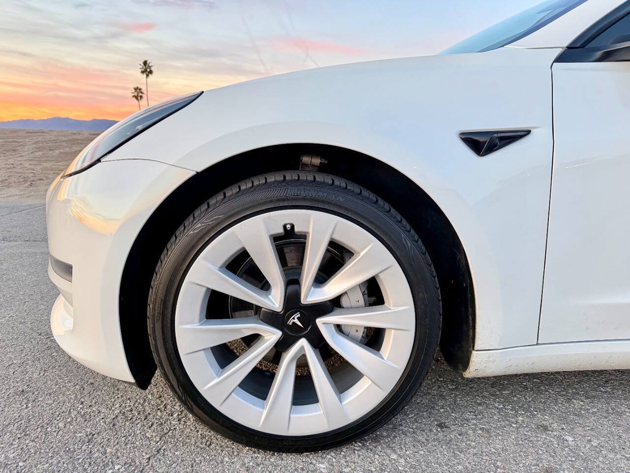 Used 2023 Tesla Model 3 Standard Range RWD image 7