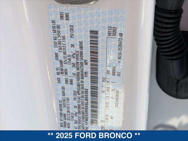 Certified 2025 Ford Bronco Raptor w/ Interior Carbon Fiber Pack image 25