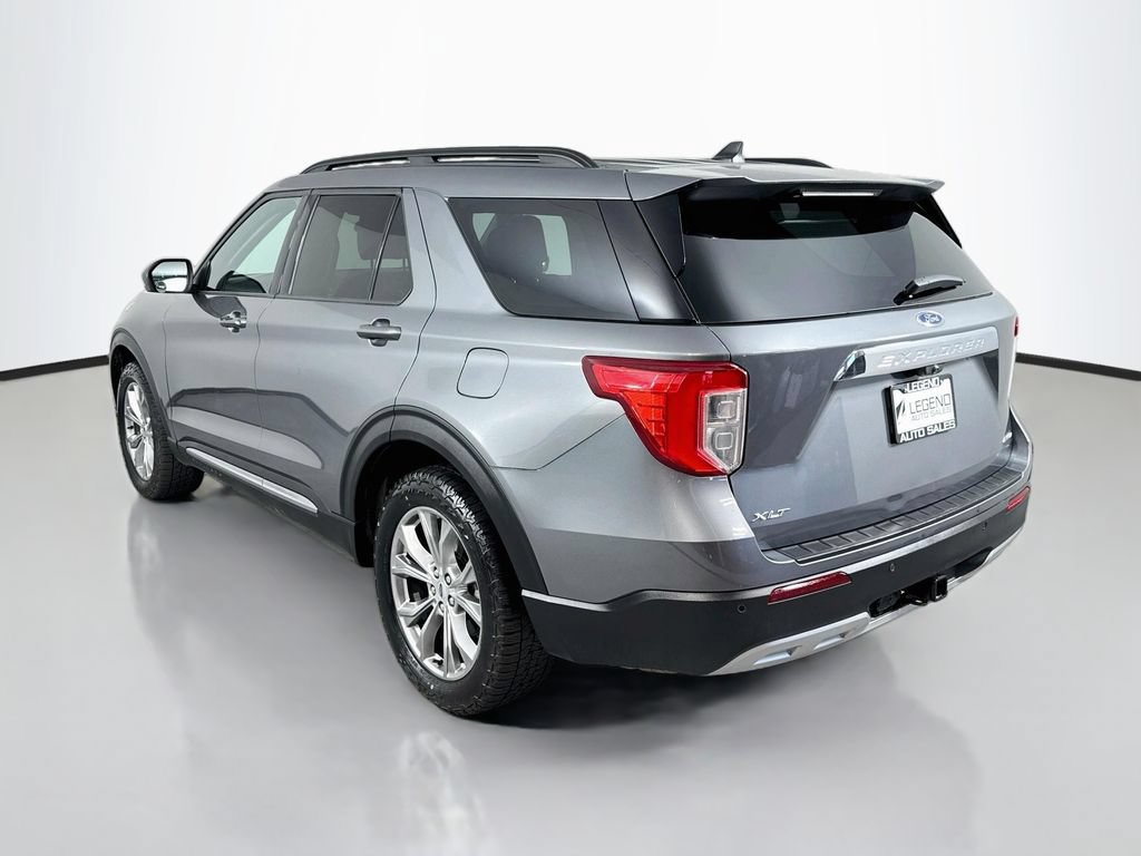 Used 2023 Ford Explorer XLT w/ Equipment Group 202A AWD/4WD image 7