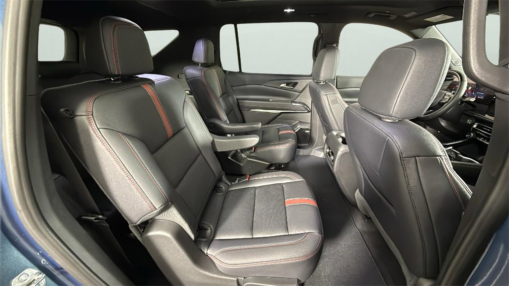 Certified 2026 Chevrolet Traverse RS image 35