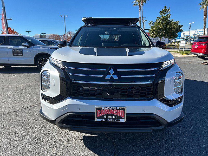 New 2026 Mitsubishi Outlander Trail Edition S-AWC image 2