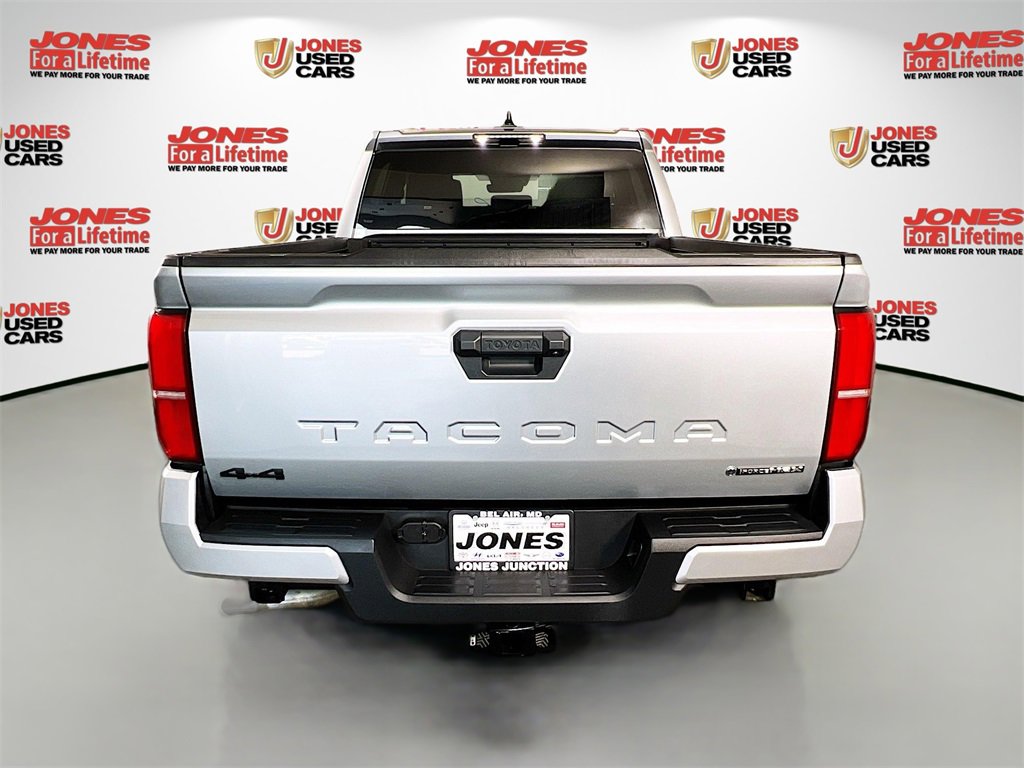 Used 2024 Toyota Tacoma TRD Sport image 15