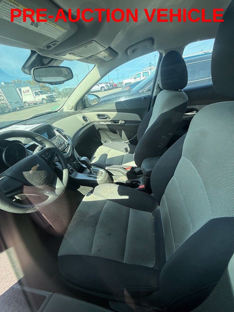 Used 2014 Chevrolet Cruze LS FWD image 5