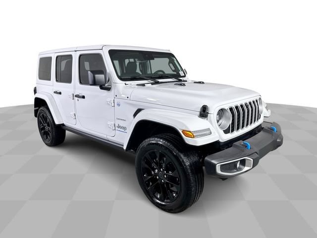 Used 2024 Jeep Wrangler Unlimited Sahara w/ Technology Group AWD/4WD image 2