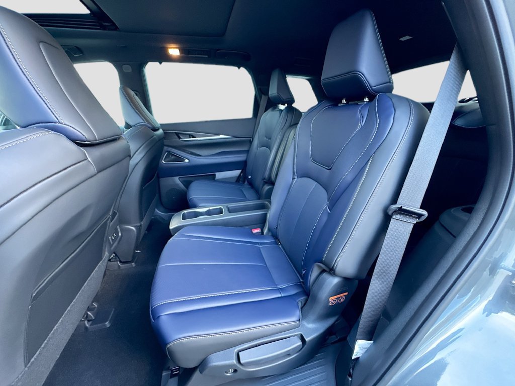 Certified 2026 INFINITI QX60 Sport w/ Dark Cargo Package AWD/4WD image 27