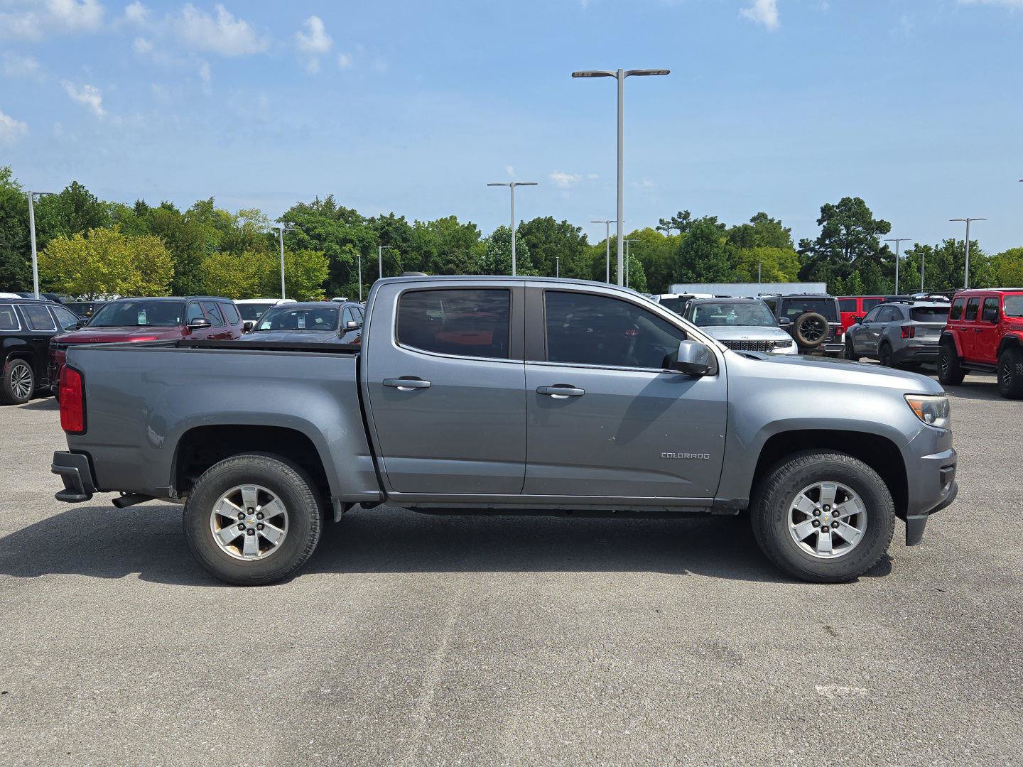 Used 2020 Chevrolet Colorado W/T w/ WT Convenience Package RWD image 8