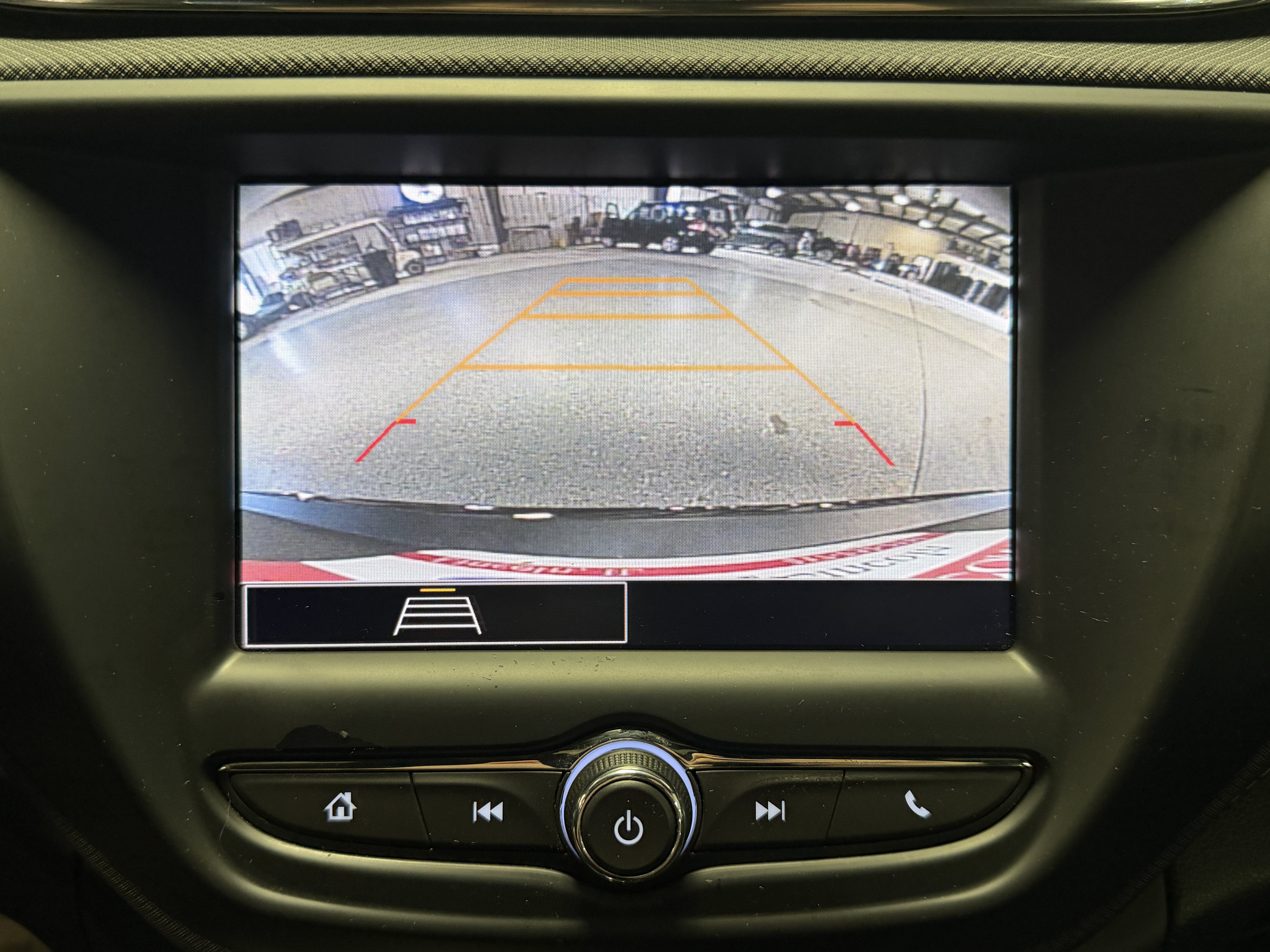 Used 2023 Chevrolet TrailBlazer ACTIV FWD image 9