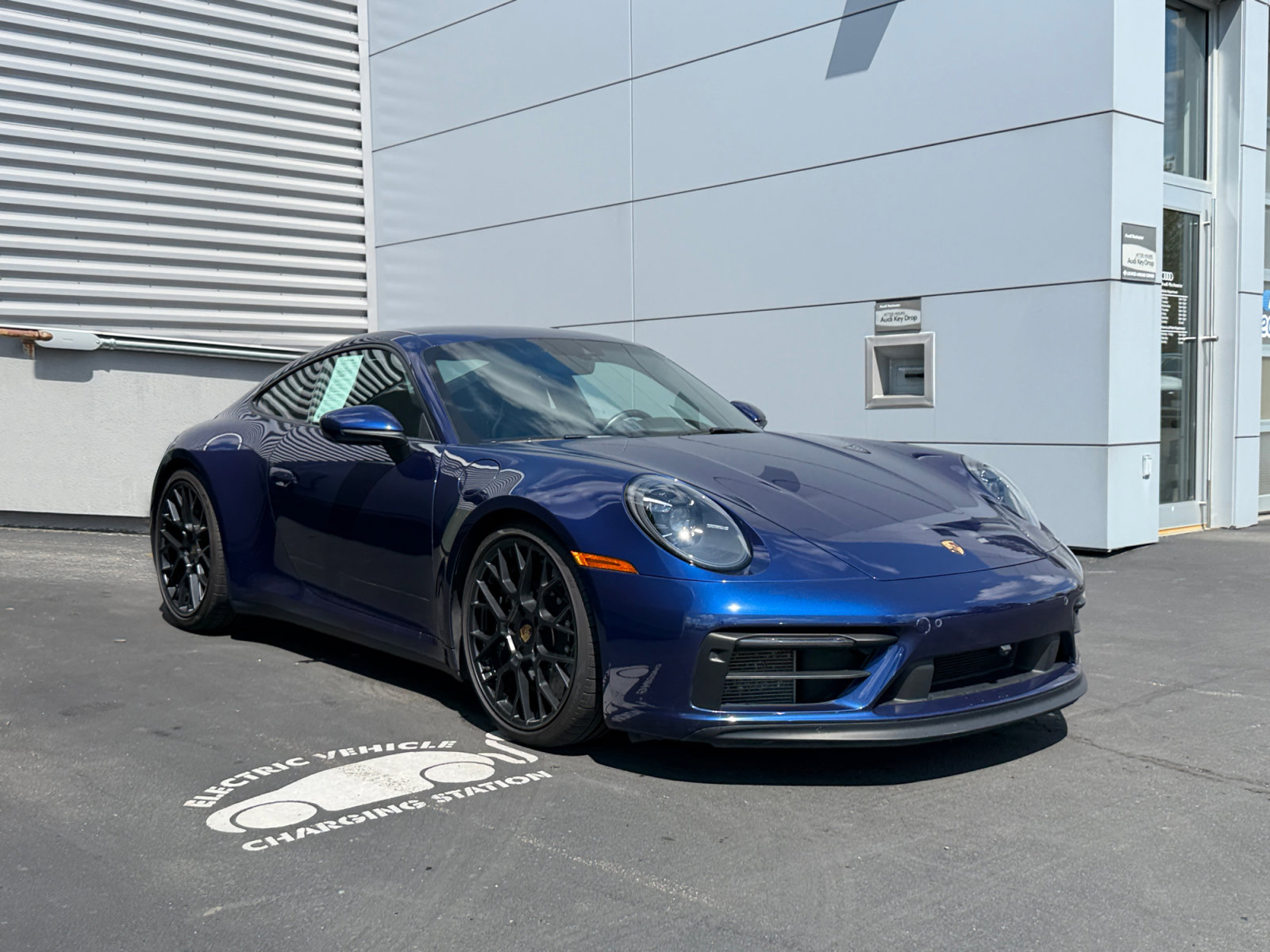 Used 2024 Porsche 911 Carrera GTS RWD image 7