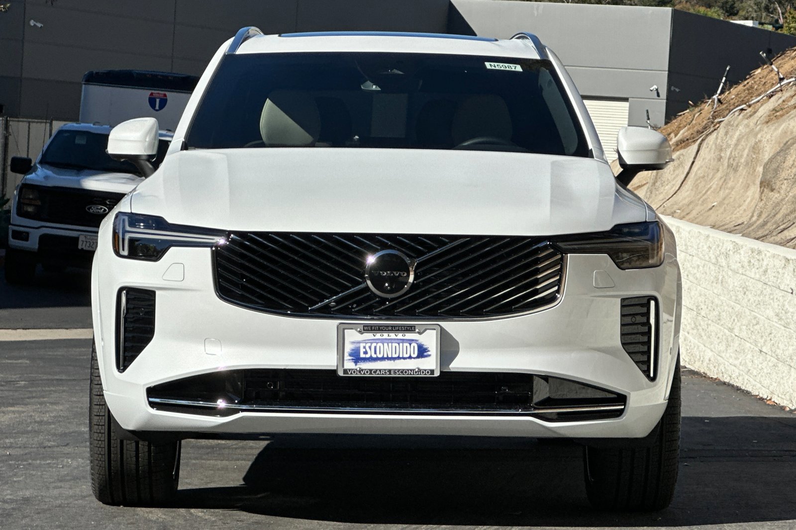 New 2026 Volvo XC90 B6 Plus image 3
