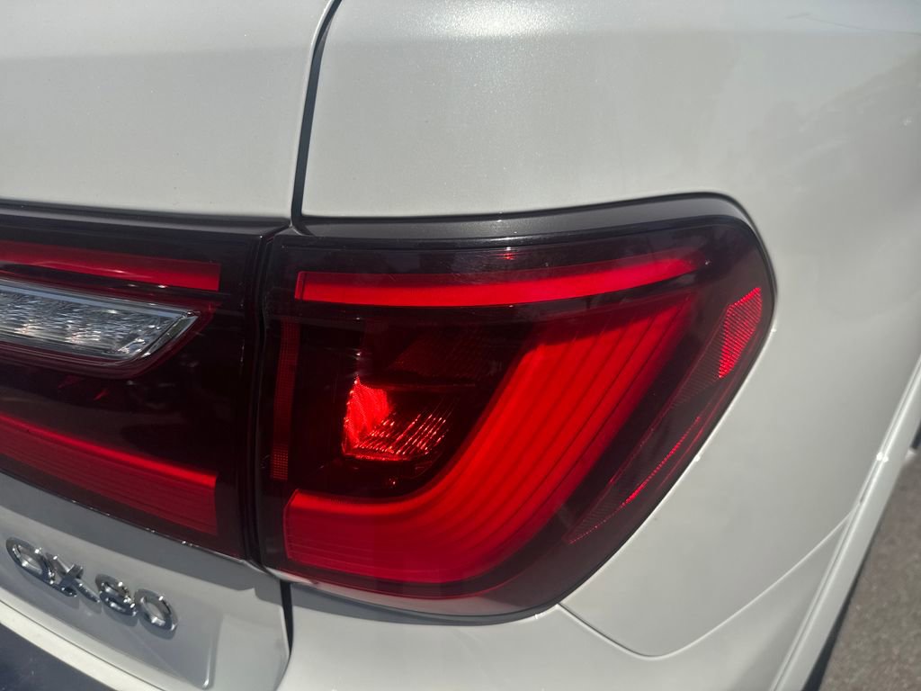 Used 2024 INFINITI QX80 Luxe RWD image 43