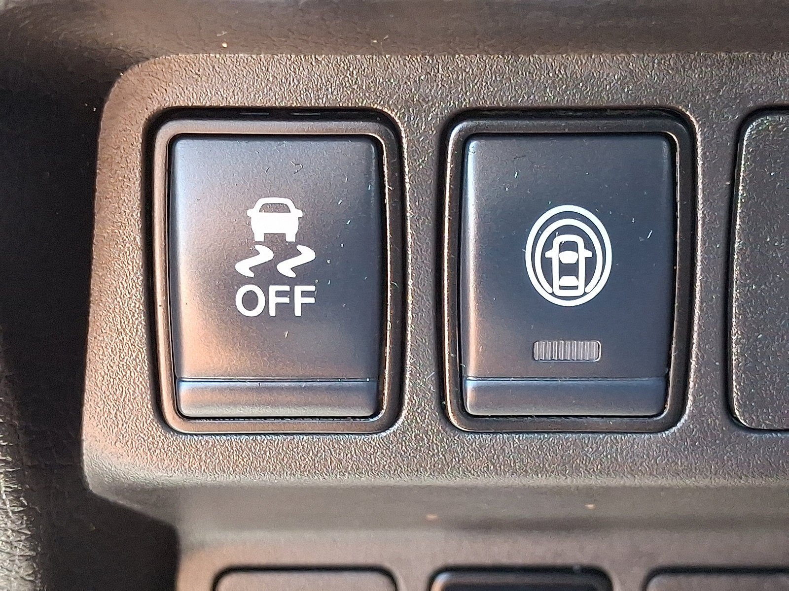 Used 2019 Nissan Rogue Sport SV AWD/4WD image 24
