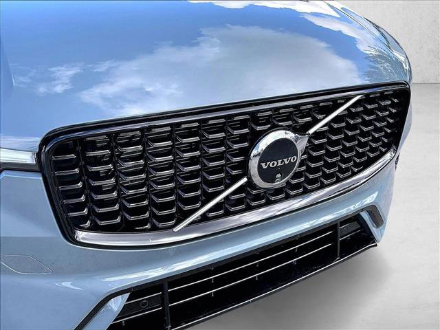 Used 2024 Volvo XC60 B5 Plus w/ Protection Package Premier image 30