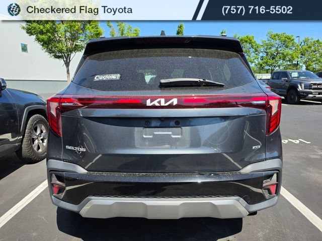 Used 2024 Kia Seltos EX AWD/4WD image 5