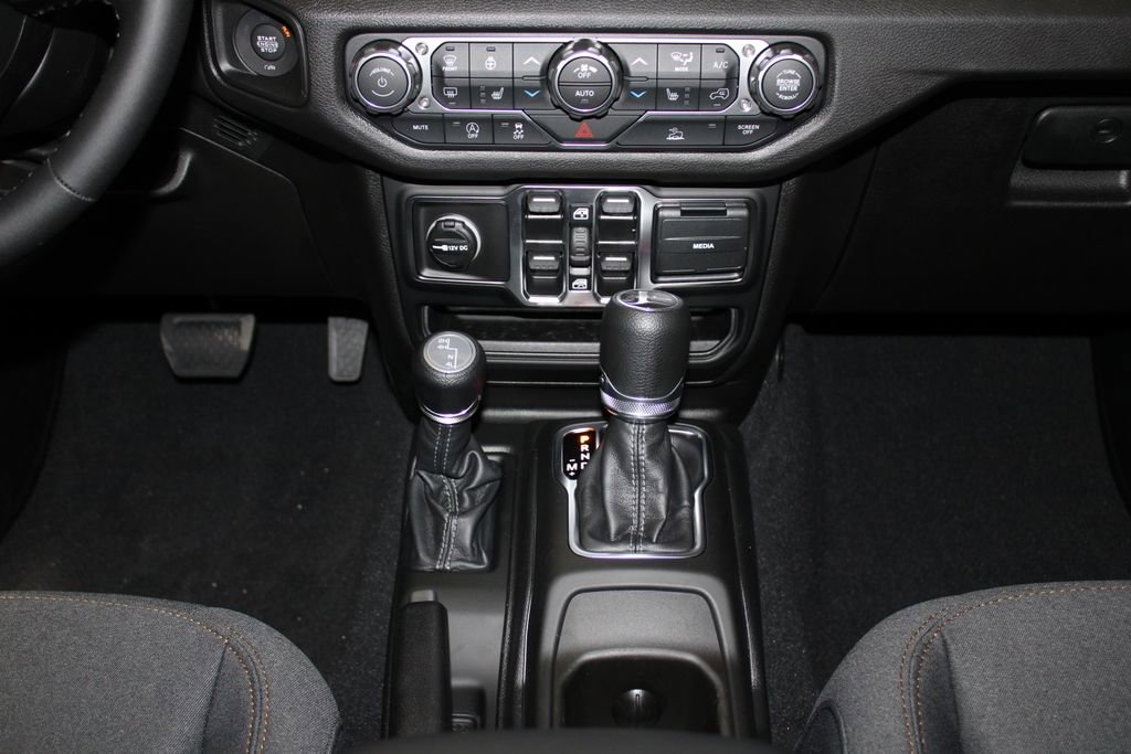 New 2026 Jeep Gladiator Sport image 21