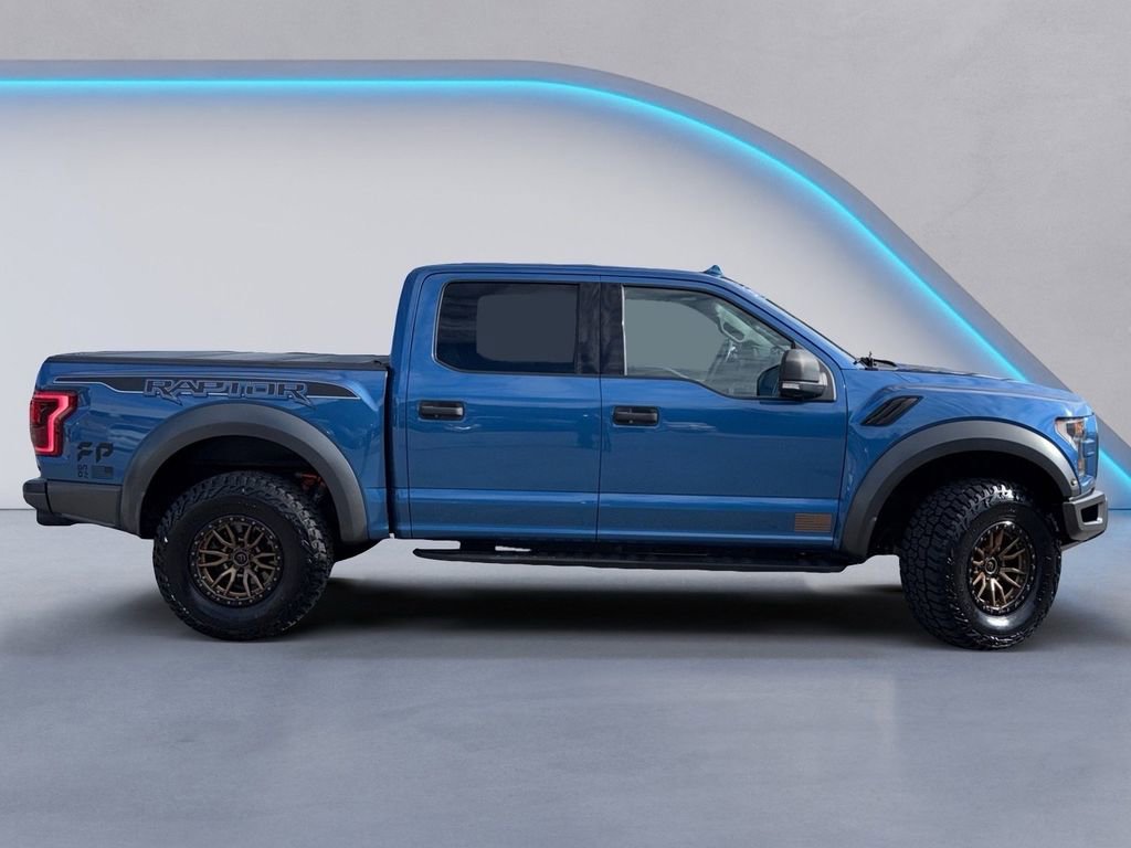 Used 2019 Ford F150 Raptor w/ Equipment Group 801A Mid image 3