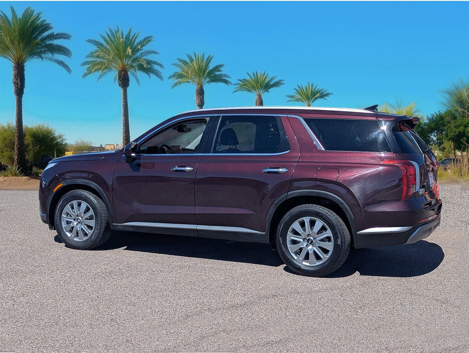 Used 2024 Hyundai Palisade SEL image 3