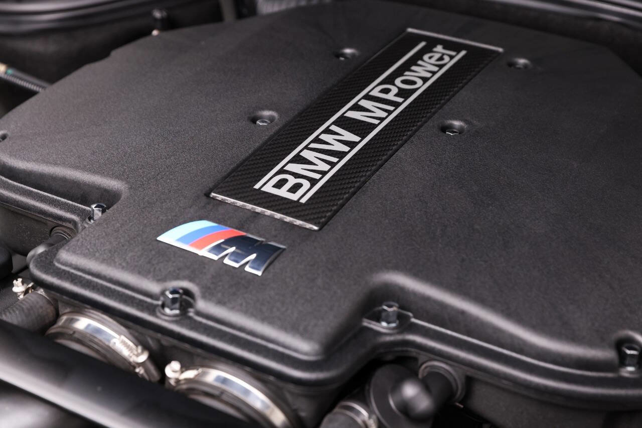 Used 2002 BMW Z8 image 33