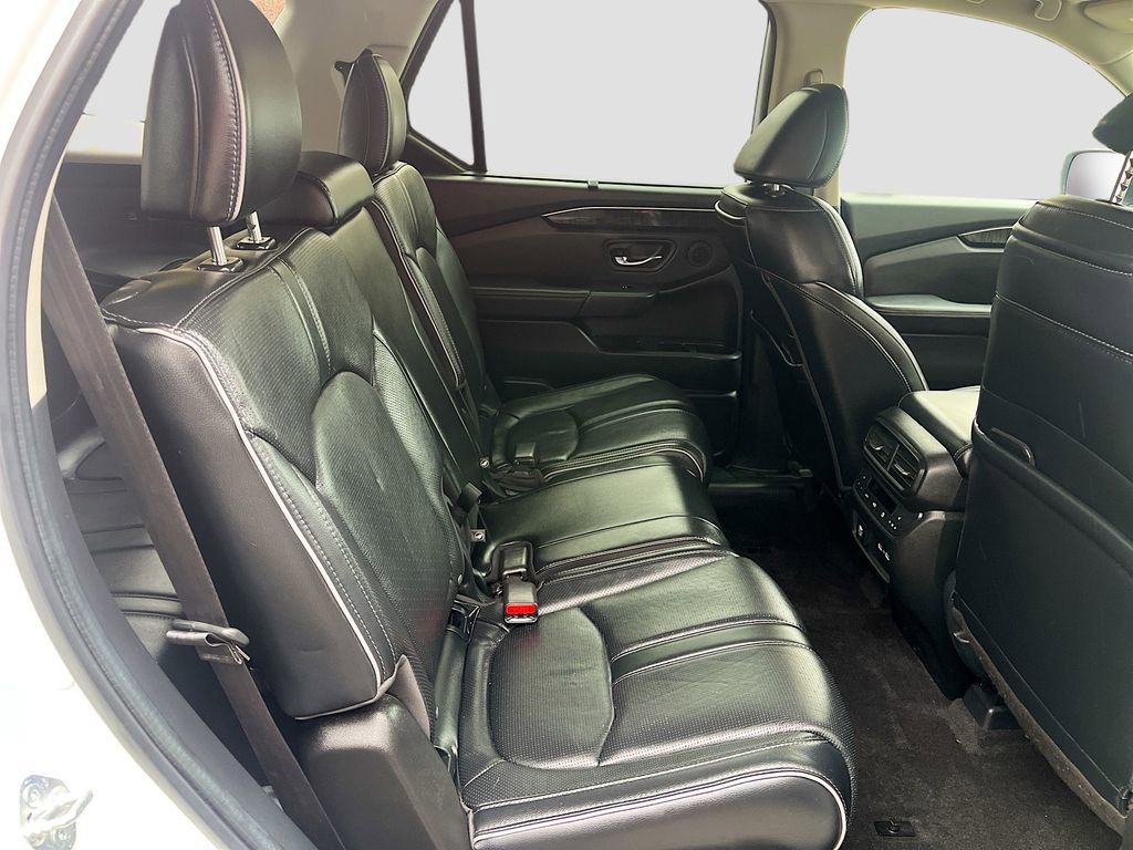 Used 2023 Honda Pilot Elite image 30