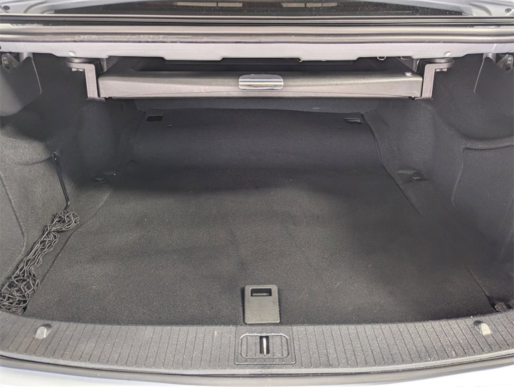 Used 2014 Mercedes-Benz E 350 Sedan image 28