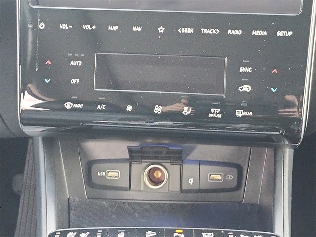 Certified 2023 Hyundai Tucson Limited w/ Cargo Package image 17